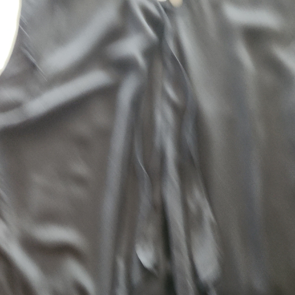 NWT Torrid Black Sleeveless Top with Zipper Accents - Picture 6 of 8